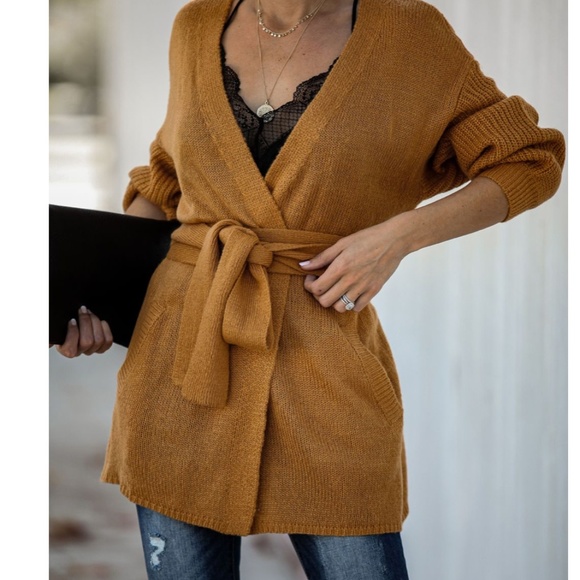 NOEL Pocketed Cardigan - Picture 7 of 7